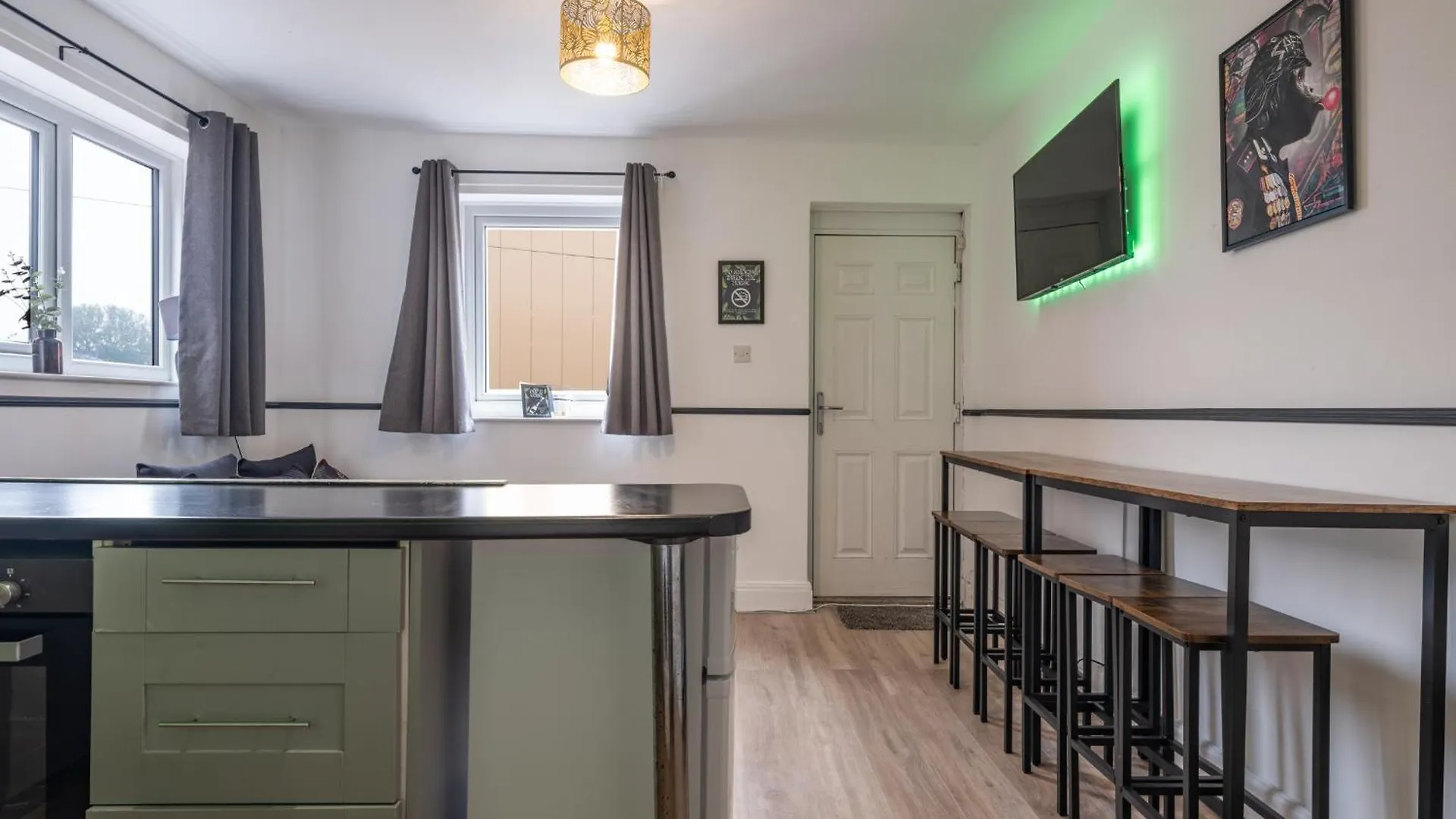 Large Group Central Apartment Newcastle upon Tyne